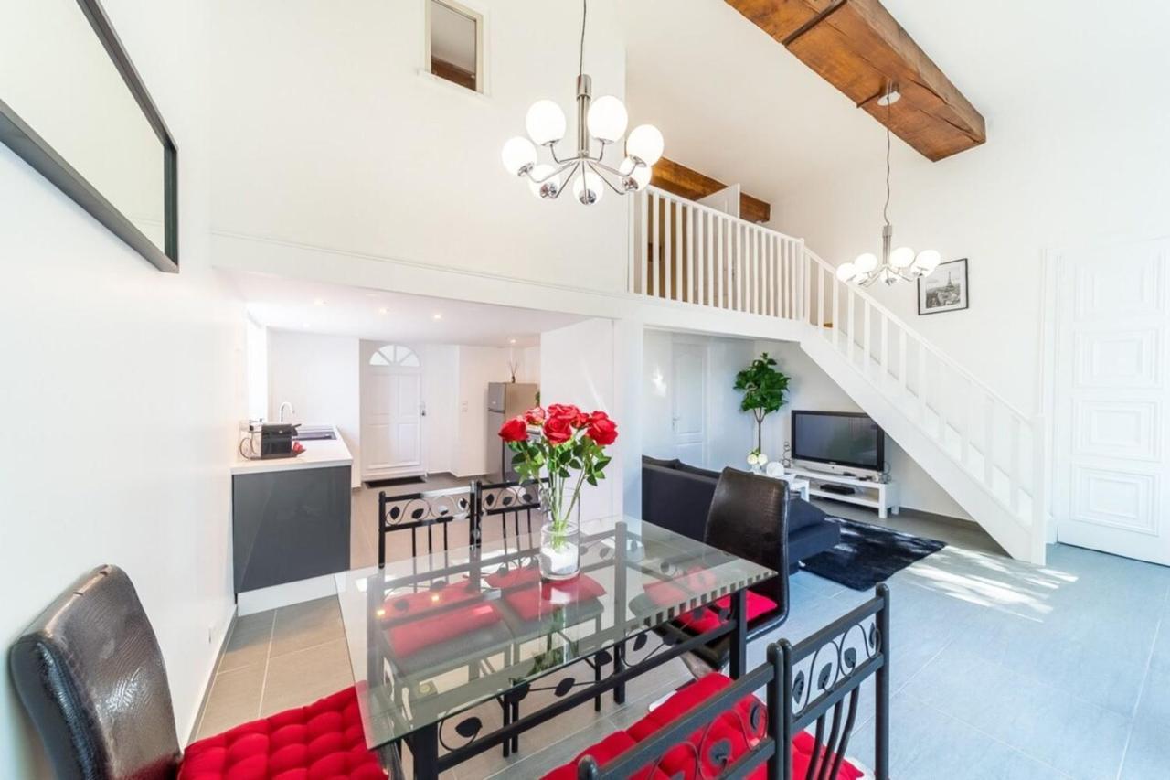 The Charming Fleury 2 Bedrooms אולה מראה חיצוני תמונה